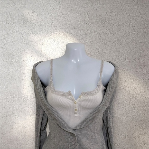 Mossimo Supply Co. Light Grey Button Up Cardigan - Picture 2 of 7